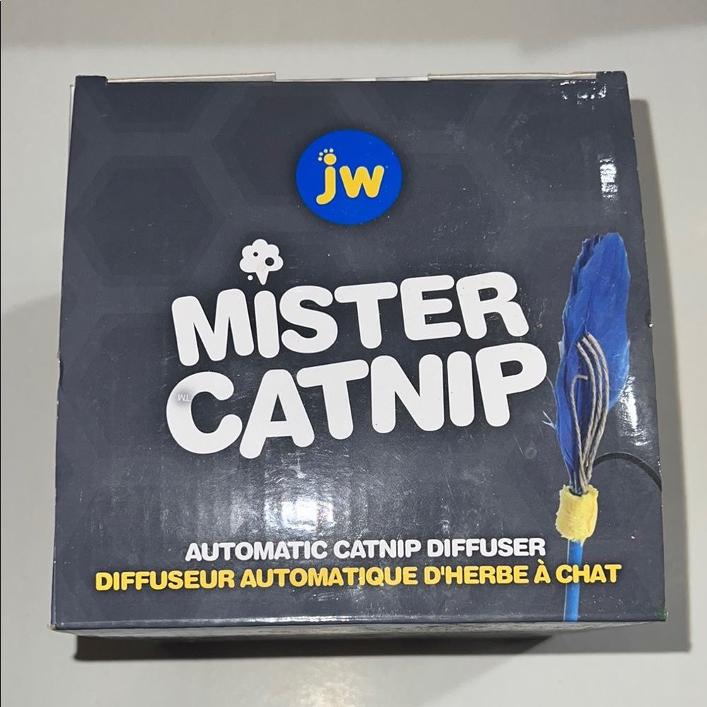 JW Mister Catnip Automatic Diffuser